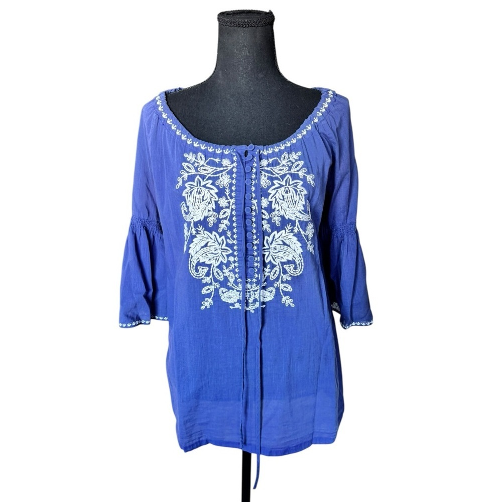 Tommy Bahama Blue Embroidered Peasant Top M 100% Silk Boho Coastal Cottagecore